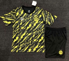 2021-2022  Borussia Dortumund Yellow&Black Soccer Uniform