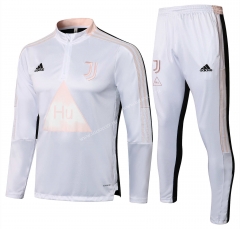 2021-2022 Juventus White Thailand Tracksuit Uniform-815(There are letters in the lower corner)