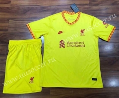 2021-2022 Liverpool  Yellow Thailand Soccer Uniform-709