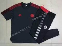 2021-2022  Bayern München Gray Shorts-Sleeve Thailand Soccer Tracksuit Uniform-815