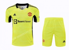 2021-2022 Manchester United Goalkeeper yellow  Thailand Soccer Jersey AAA-418