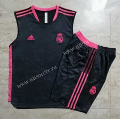 2021-22  Real Madrid Black Soccer Vest-815