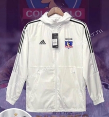 2022-23 CD Colo-Colo White  Thailand Wind Coat With Hat-1836