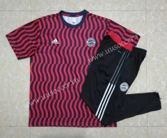 2022-23 Bayern München Red &Black sleeves  Shorts-Sleeve Thailand Soccer Tracksuit Uniform-815