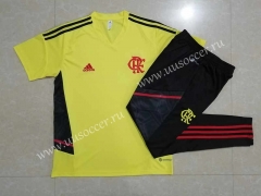 2022-23 Flamengo Yellow Thailand Tracksuit Shorts Sleeve Uniform-815
