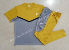 2022-23 NIke Yellow&Grey  Short-Sleeved Thailand Soccer Tracksuit-815