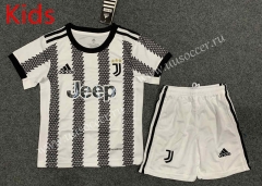 2022-23  Juventus Home Black&White kids Soccer Uniform-GB