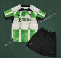 2023-24  Liverpool Away Green&White Thailand Soccer Uniform-8975