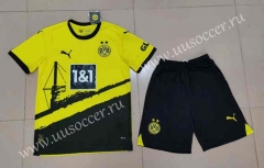 2023-24  Borussia Dortumund Home Yellow &Black  Soccer Uniform-718