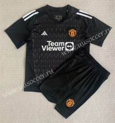 2023-2024 Manchester United Goalkeeper Black Soccer Uniform-AY