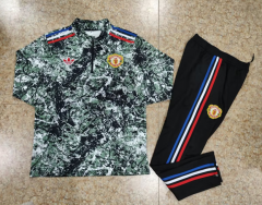2023-24 Manchester United Green Thailand Soccer Tracksuit Uniform-815